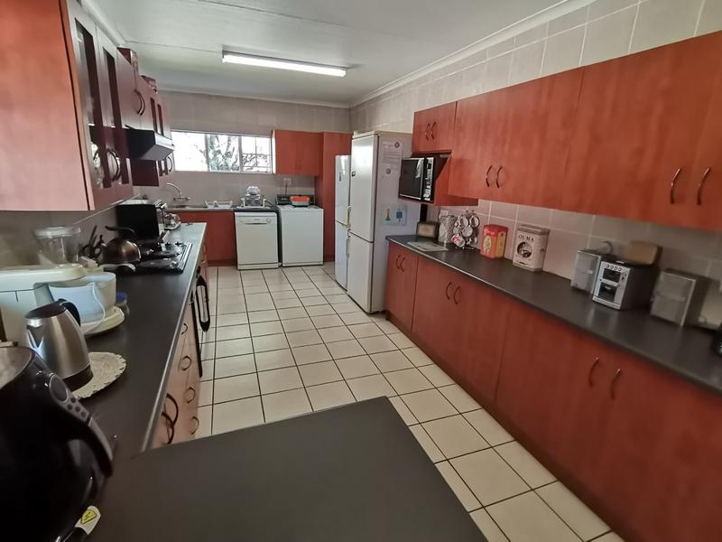 4 Bedroom Property for Sale in Vaalpark Free State
